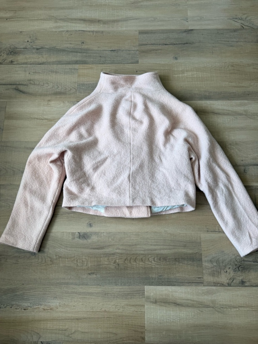 Aritzia Wilfred Blush Pink Merino Wool Bouclé Cropped Jacket - Medium - Picture 5 of 7